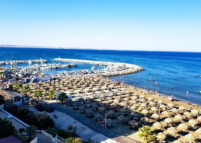 Lca4 Flat For Apartament Larnaca